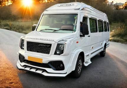 TEMPO TRAVELLER 25